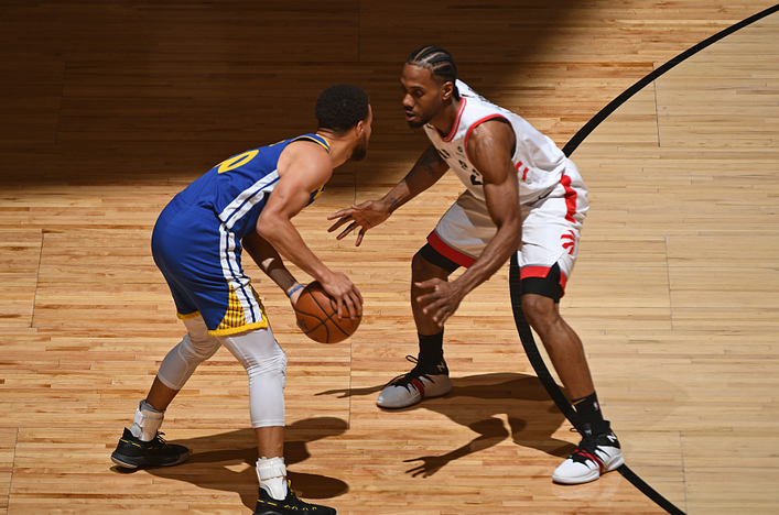 爱游戏-包含瓦伦西亚迎全明星赛关键赛，赛前状态回暖，悬念犹存，阵容厚度经受考验的词条