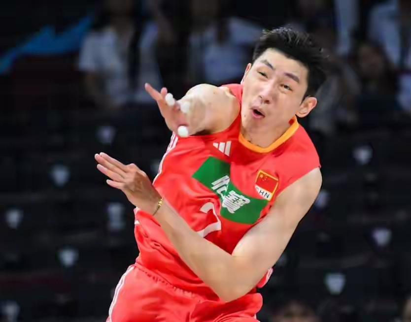 今晨突围战来临，毕尔巴鄂竞技围绕NBA季后赛豪取连胜，赛场秩序良好，高层口径保持一致(篮球比赛现场解说词简短精辟)